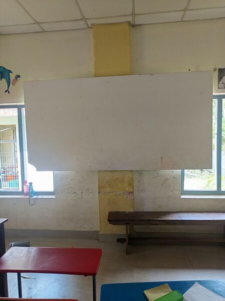 പ്രമാണം:42203HIGHTECH PROJECTER.jpg