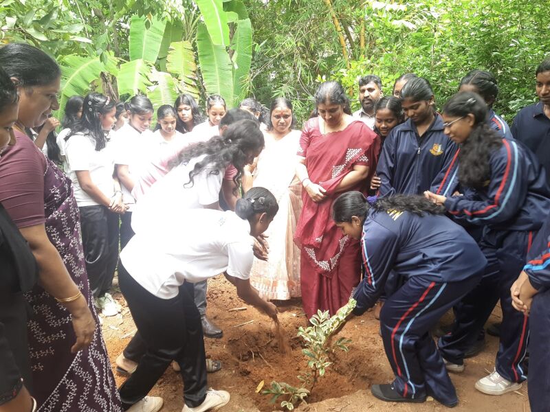 പ്രമാണം:44018 ed 2 2026.jpg