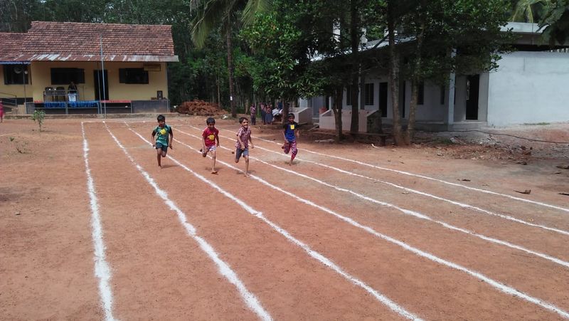പ്രമാണം:48232 sports2.jpg