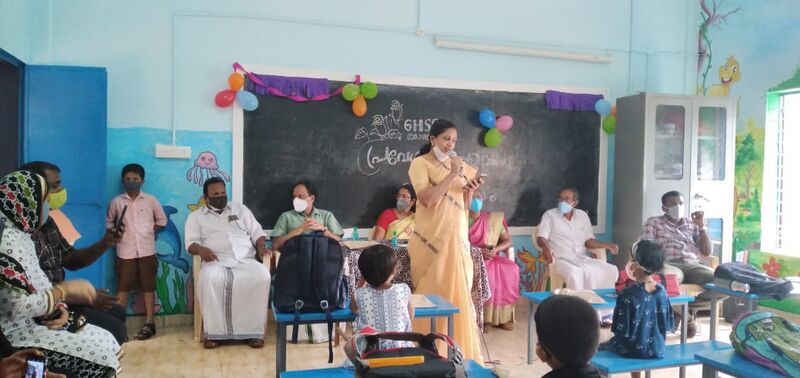 പ്രമാണം:BS21 KKD 47050 17.jpg