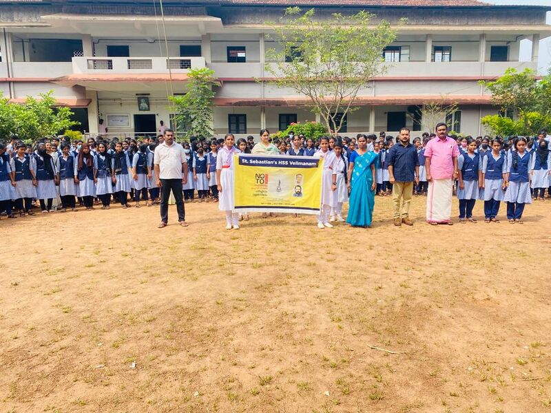 പ്രമാണം:KNR14056 1.jpg