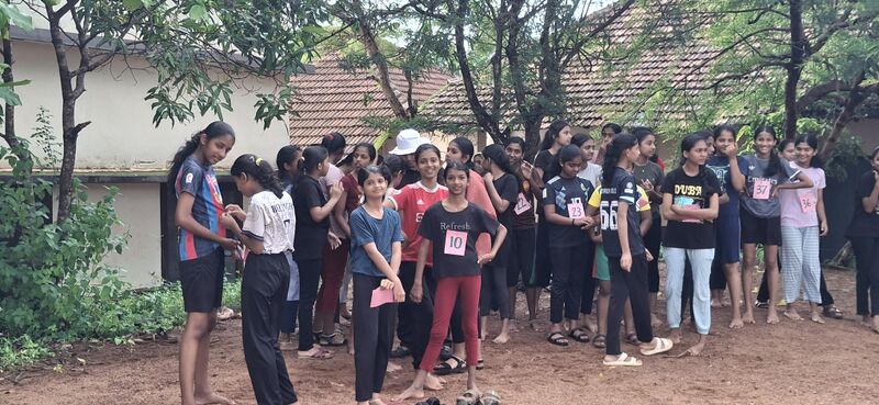 പ്രമാണം:12009 spcselect 3.jpg