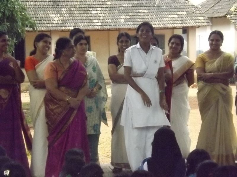 പ്രമാണം:12060 teachersday 18.JPG