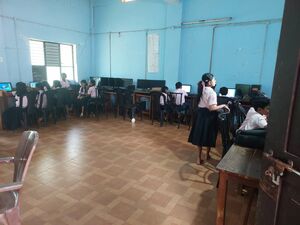 12338 computerlab.jpg