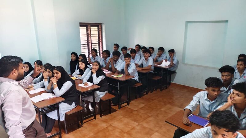 പ്രമാണം:18103 cc.jpg