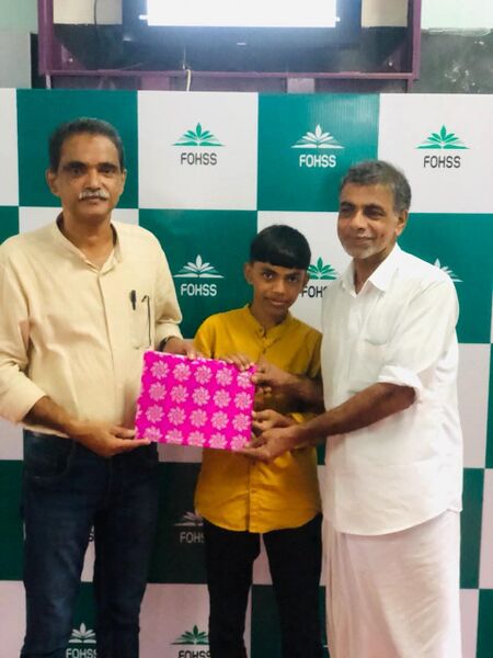 പ്രമാണം:18103 fist day 24-25 2.jpg