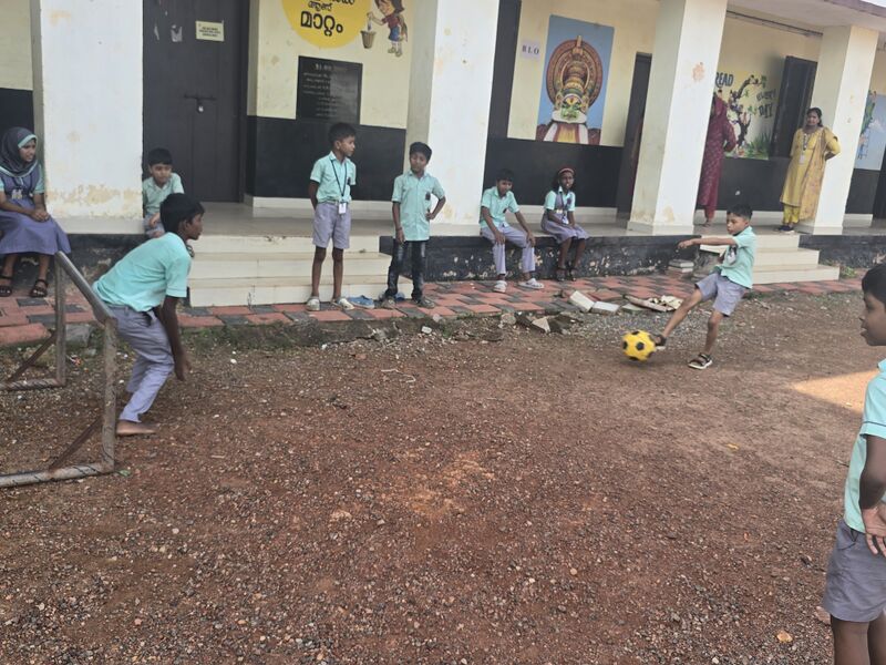 പ്രമാണം:25252-EKM-GOAL2026-Best Kick-3.jpg