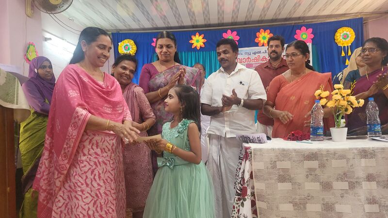 പ്രമാണം:29228 vava2.jpg