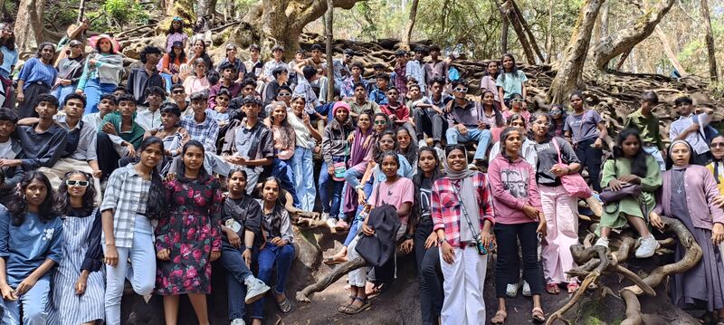 പ്രമാണം:34046 t7.jpg