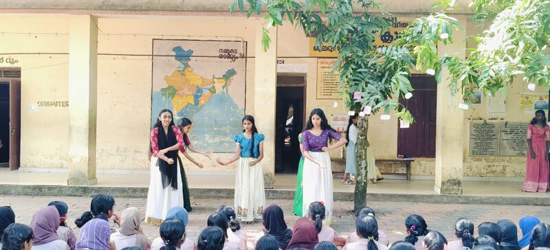 പ്രമാണം:35059 Nov 1.jpg