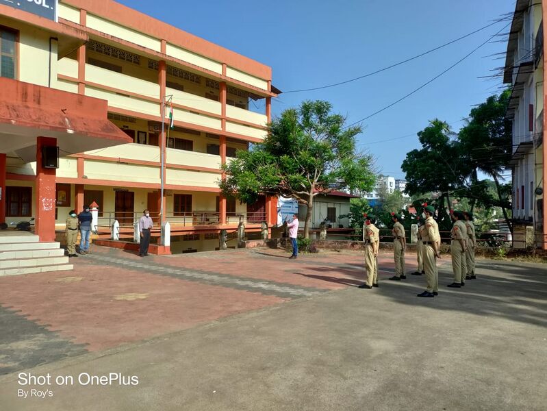 പ്രമാണം:38055 republicday.jpeg