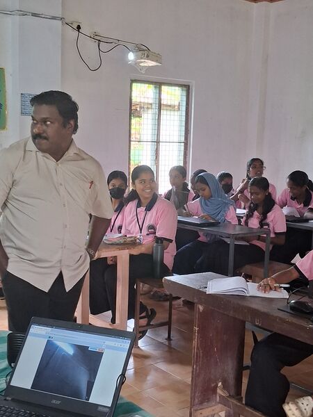 പ്രമാണം:41095-lk camp-25-1.jpg