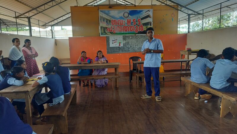 പ്രമാണം:42039 mathsclinic 2025-26 4.resized.jpg