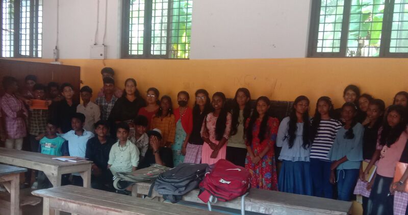 പ്രമാണം:42050 MATH 1.jpg