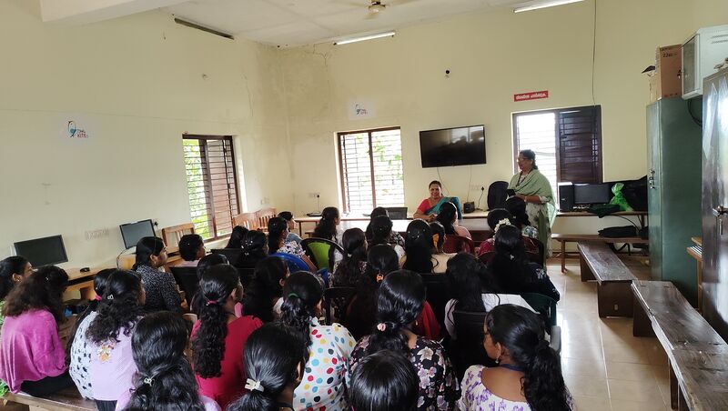 പ്രമാണം:42069 teens club 2502.jpg