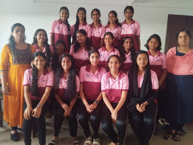 പ്രമാണം:43035 lk9th.jpg