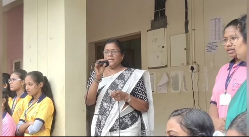 പ്രമാണം:44029 1549.jpg