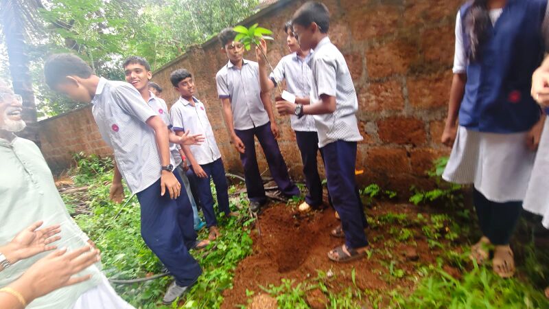 പ്രമാണം:69090dfc-9a48-471c-99d5-2d62f45ddd15.jpg