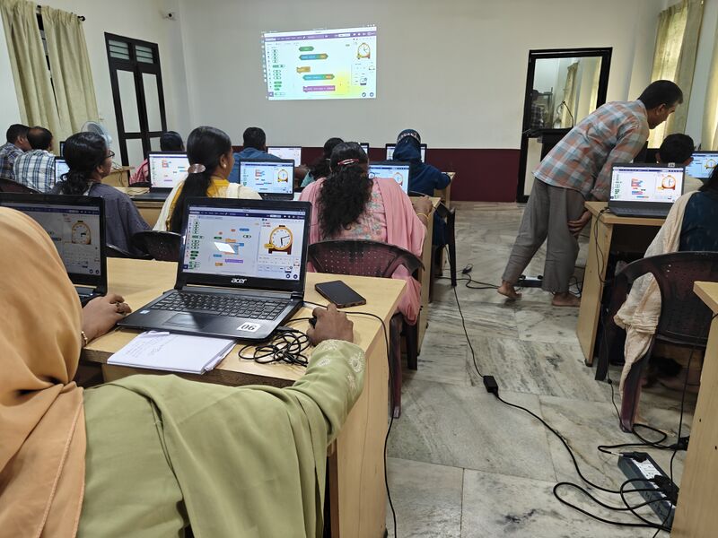 പ്രമാണം:Drcmlp training 8 70.jpg