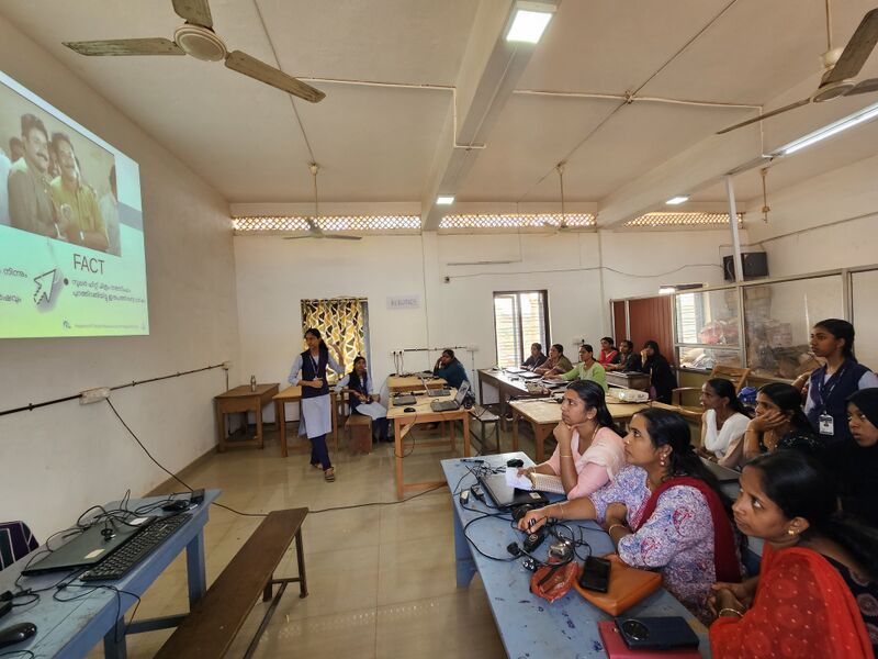 പ്രമാണം:11053 class3.jpg