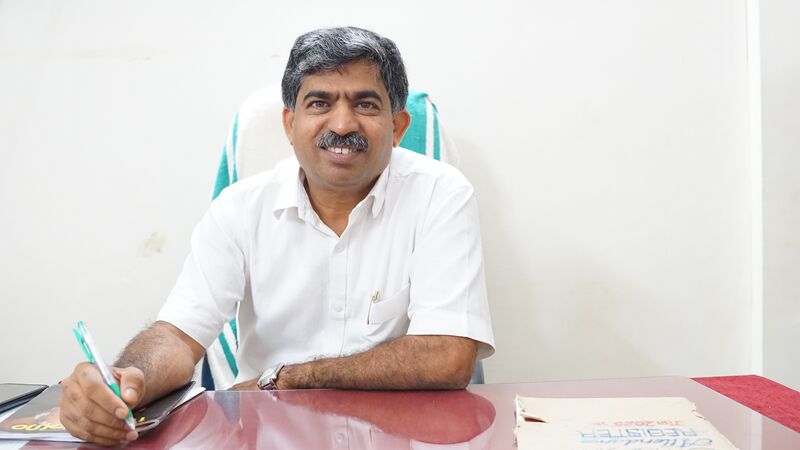 പ്രമാണം:15048 hm 2025.jpg