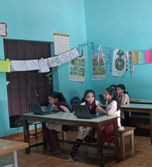 18528-hitech classroom2.png