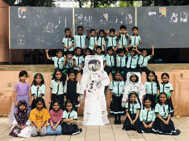 പ്രമാണം:19817 chandradinam 25 26 1.jpg