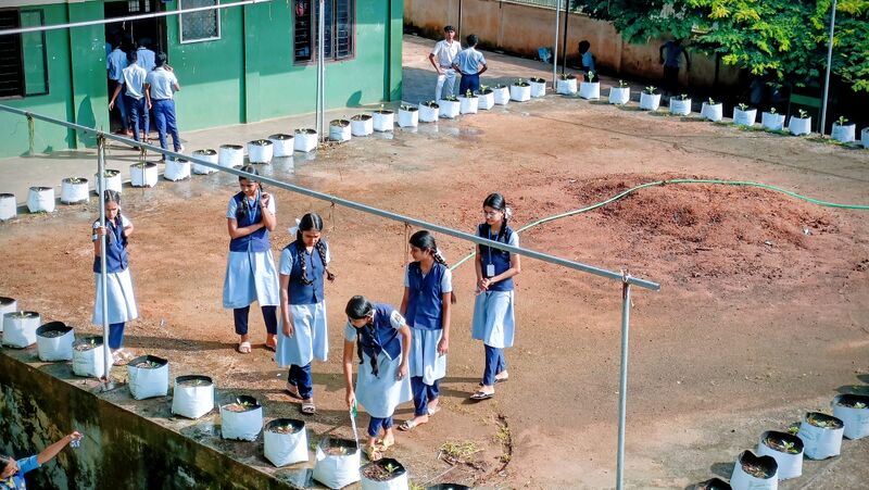 പ്രമാണം:22071-TSR-AGRICULTURE LK.jpg