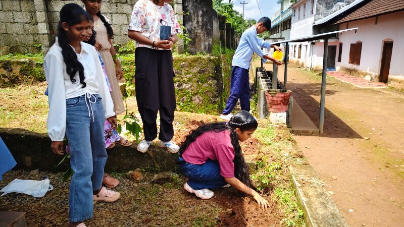 പ്രമാണം:36031 eco day 4.jpg