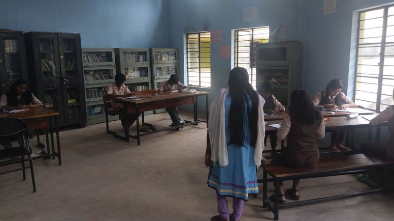 പ്രമാണം:36064-READING DAY.jpg