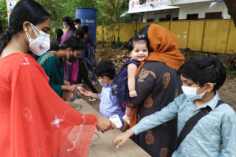 പ്രമാണം:BS21 KKD 16570 5.resized.jpg