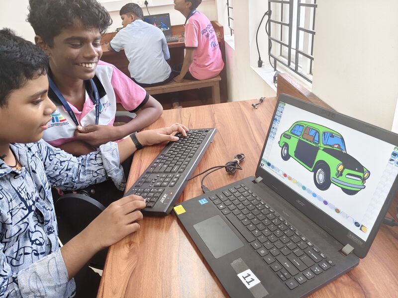 പ്രമാണം:Helping hand.jpg