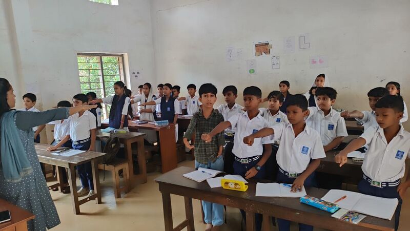 പ്രമാണം:14023-environment day pledge-up.jpg