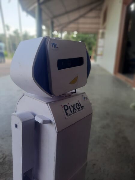 പ്രമാണം:15037 pixel robot.jpg