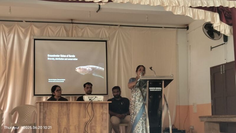 പ്രമാണം:16074 54.jpg