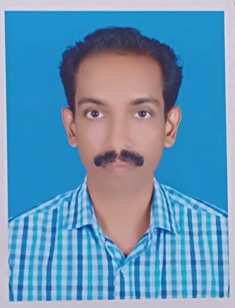 പ്രമാണം:16239-yatheesh teacher.jpeg