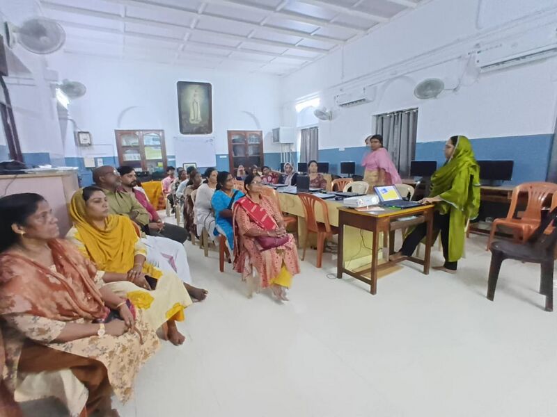 പ്രമാണം:26038 LK3.jpg