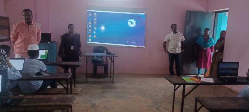 പ്രമാണം:42070 schoolcamp1.jpeg