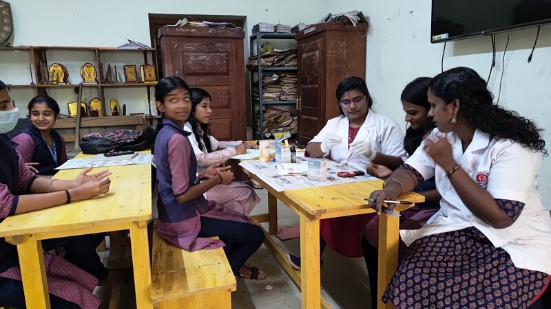 പ്രമാണം:42085 phc checkUp 2.jpg