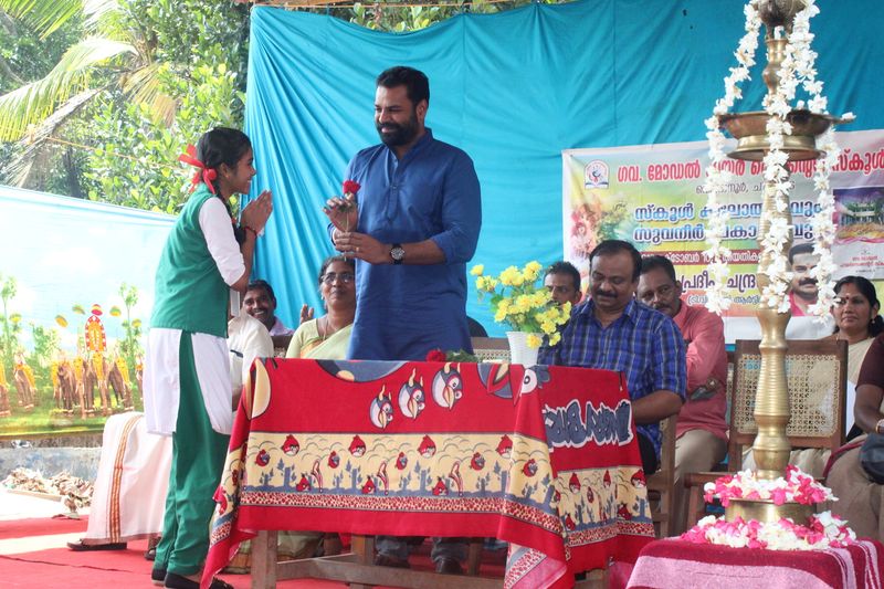 പ്രമാണം:44050 19 10 53.JPG