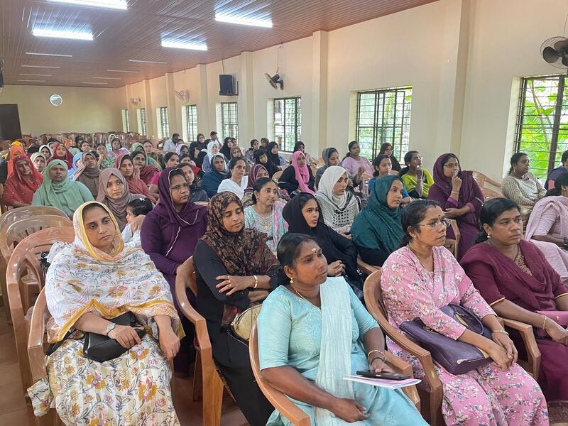 പ്രമാണം:47042-kkd-25-10th class PTA.jpg