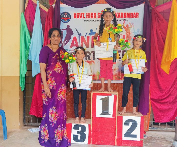 പ്രമാണം:WINNERS CEREMONY.jpg