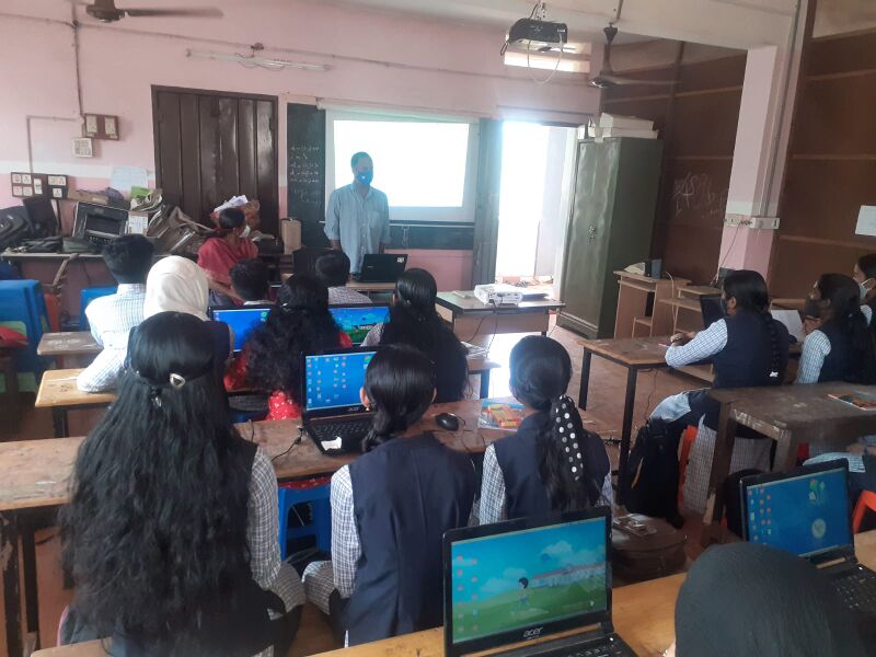 പ്രമാണം:12039 lk2.jpg