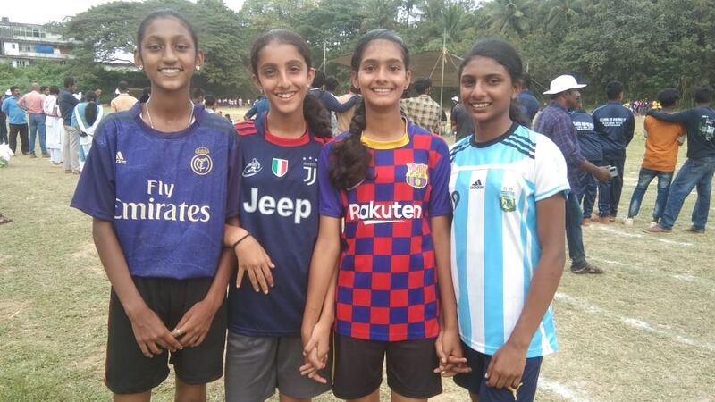 പ്രമാണം:15051 relay team first.jpg