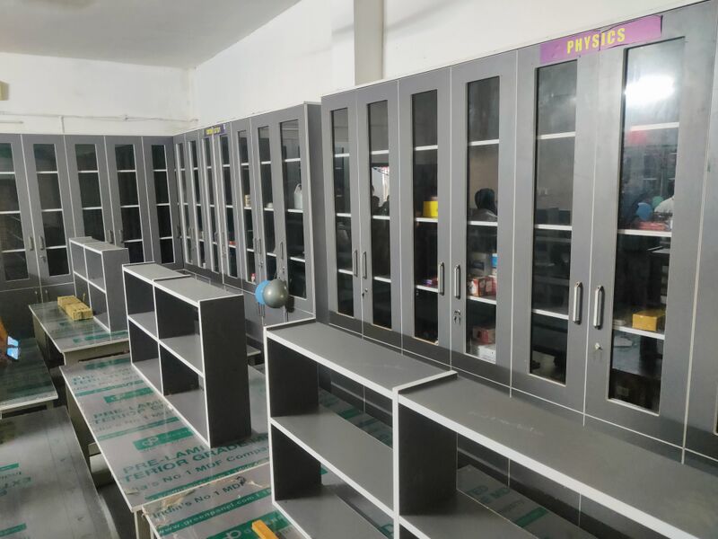 പ്രമാണം:15088 science lab 2025.jpg