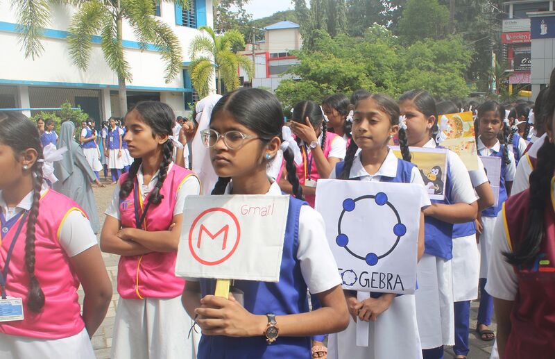 പ്രമാണം:21001 assembly.resized.JPG