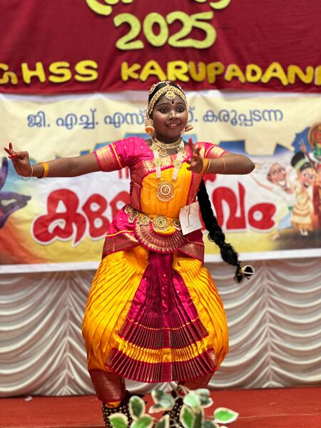 പ്രമാണം:23051 tarang.jpg