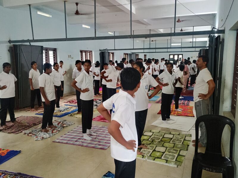 പ്രമാണം:35059-ALP-SPC-Onam camp-Yoga-2.jpg