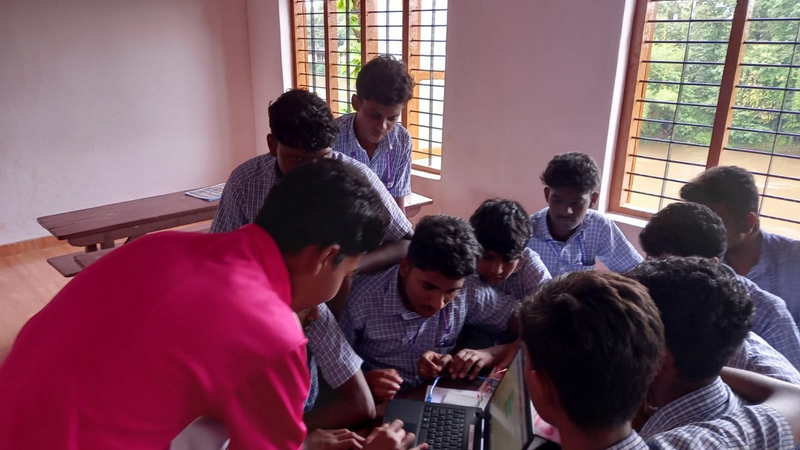 പ്രമാണം:36041 roboticstrng.png