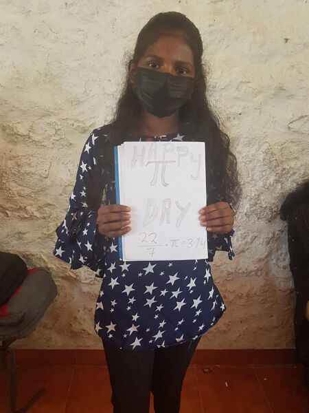 പ്രമാണം:38047 PiDay2.jpeg